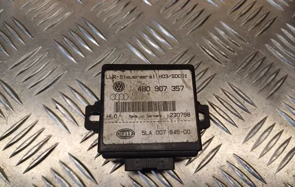 Audi A4 S4 B5 8D Light module LCM 4B0907357