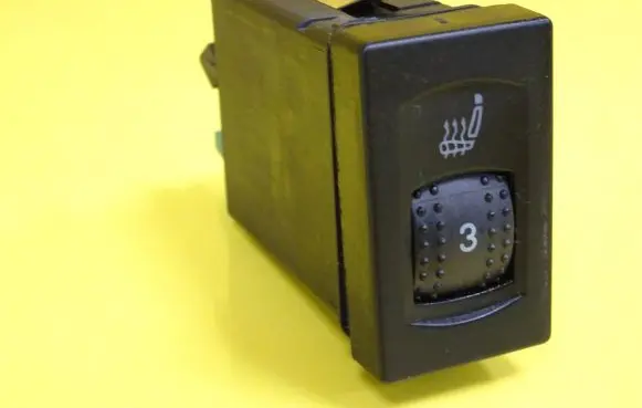 Volkswagen PASSAT B5 Seat heating switch 3B0963563C