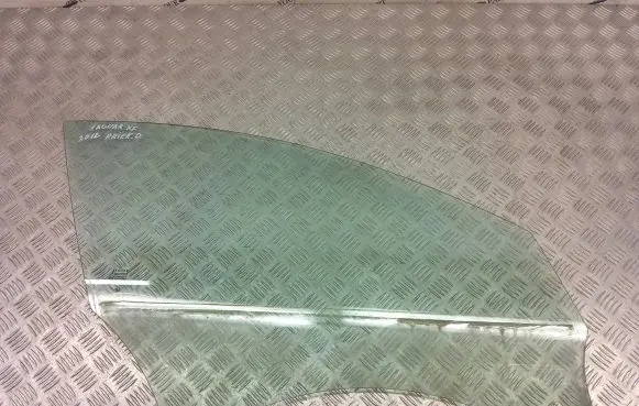 Jaguar XF X250 Front door window glass four-door 43R001605