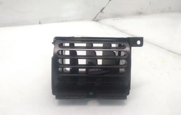 Opel Frontera B Dashboard side air vent grill/cover trim