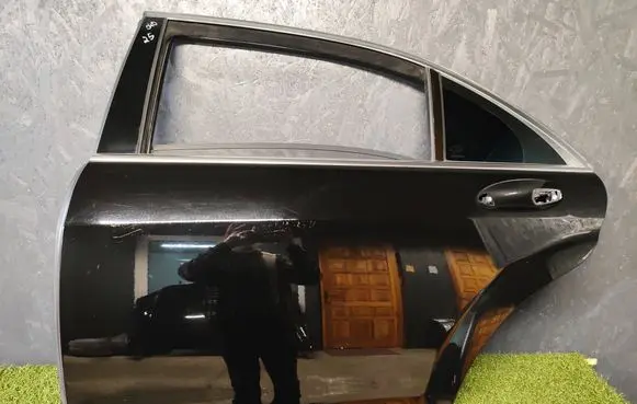 Rear door