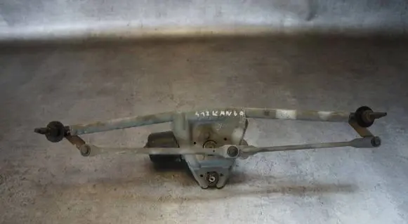 Renault Kangoo I Front wiper linkage and motor