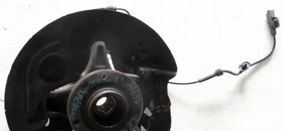Citroen C4 Grand Picasso Front wheel hub spindle knuckle