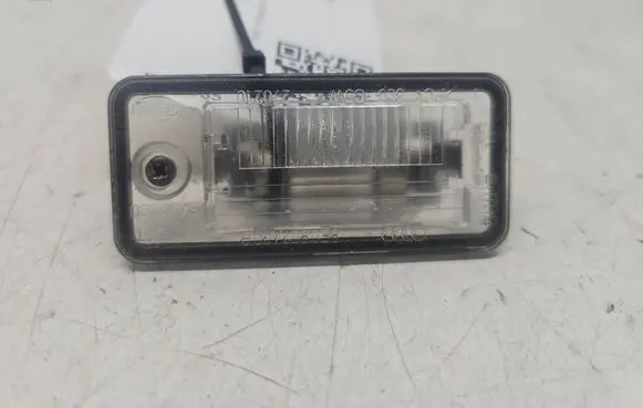 Audi Q7 4L Number plate light 8E0807430B