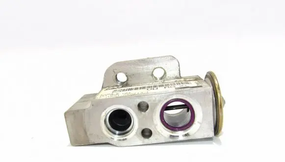 Skoda Octavia Mk2 (1Z) Air conditioning (A/C) expansion valve 1K0820679