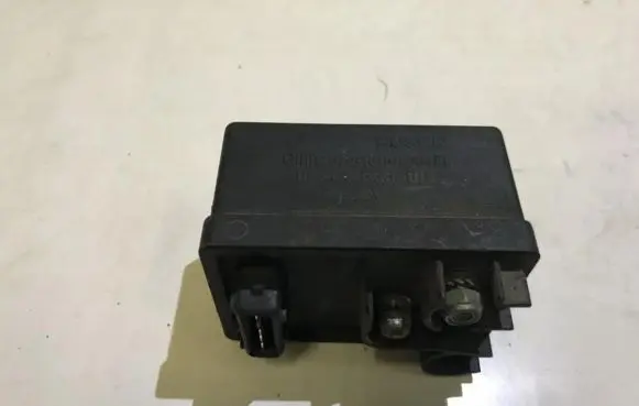 Peugeot 206 Glow plug pre-heat relay 0281003005