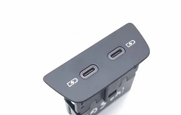 Skoda Superb B9 USB socket connector 2G6035718