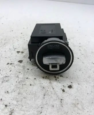 Volkswagen PASSAT CC Ignition lock 3C0905843AD 33303601