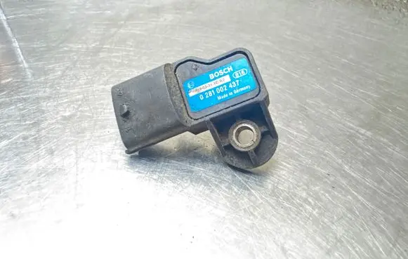 Opel Zafira A Air pressure sensor 0281002437 0303311CR2