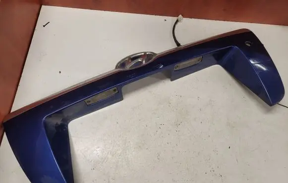Hyundai Tucson JM Trunk door license plate light bar 873702E000