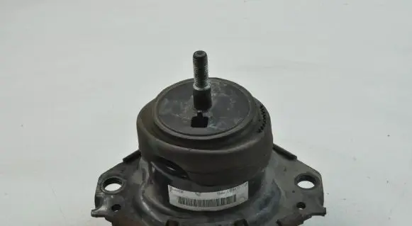 Jeep Grand Cherokee (WK) Engine mount bracket 52124677AF