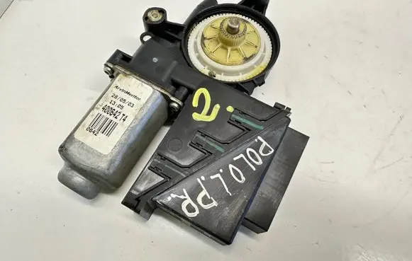Volkswagen Polo Front door window regulator motor 6Q2959801A 400642E 0SW0004