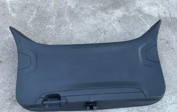 Opel Zafira C Tailgate trim 13289561