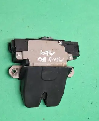 Ford Mondeo MK IV Tailgate/trunk/boot lock/catch/latch