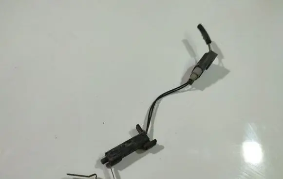 Ford Focus C-MAX Outside/exterior temperature sensor 6PT00474104