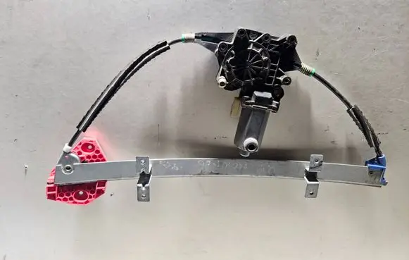 Ford Mondeo MK II Front door window regulator with motor 93BBF23201B 0130821792
