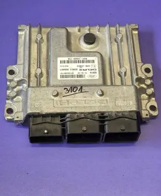 Ford Mondeo MK IV Engine control unit/module BG9112A650FGB 4071SA2082116 97RI010012