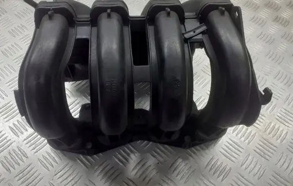 Citroen C4 I Intake manifold M00003A153