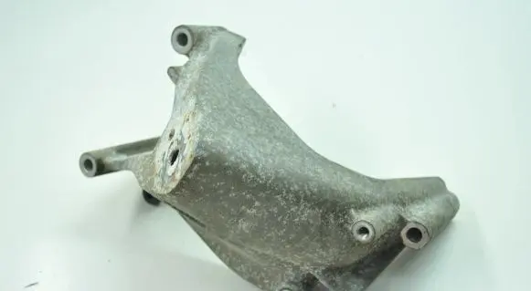 Volkswagen Amarok Engine mounting bracket 03L199308