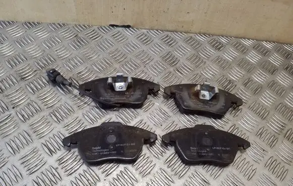 Audi TT TTS Mk2 Brake pads (front) 