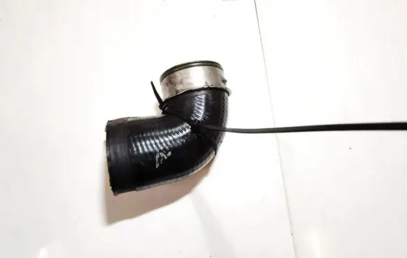 Seat Alhambra (Mk1) Intercooler hose/pipe