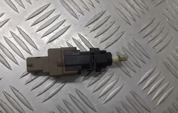 Lancia Ypsilon Clutch pedal sensor 46840511