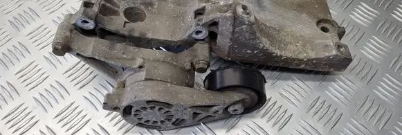 Skoda Octavia Mk2 (1Z) Generator/alternator bracket 038903143aF
