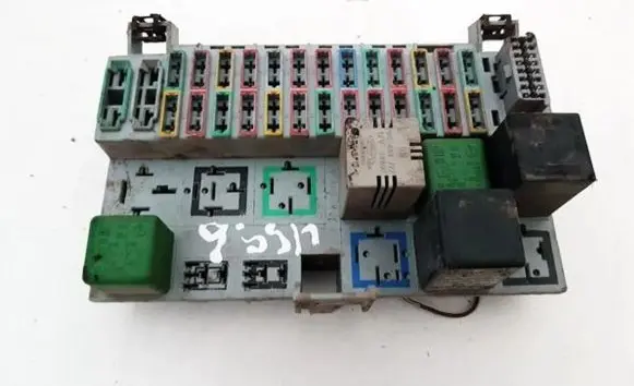 Opel Combo B Fuse box set 03447012 90506697