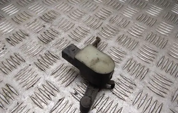 Nissan Qashqai Headlight/headlamp level sensor 6PM00804374 5331289900