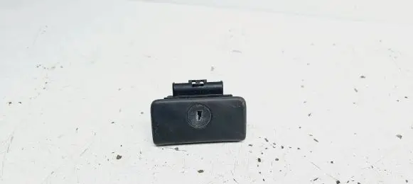 Toyota Corolla Verso AR10 Glove box handle 