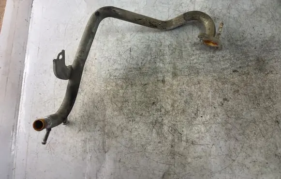 Nissan Navara D40 Engine coolant pipe/hose
