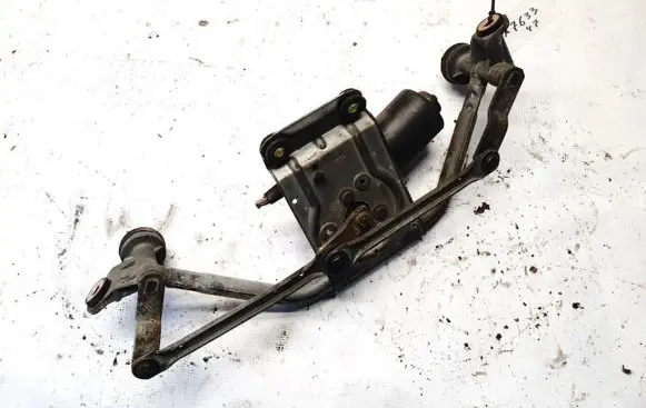 Front wiper linkage and motor