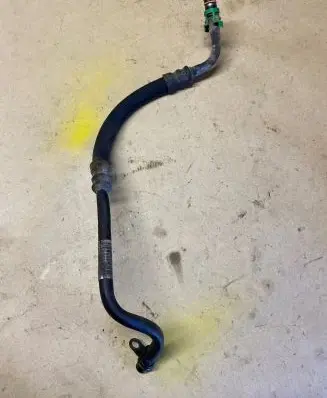 Volvo XC70 Gearbox oil cooler pipe/hose P30636933