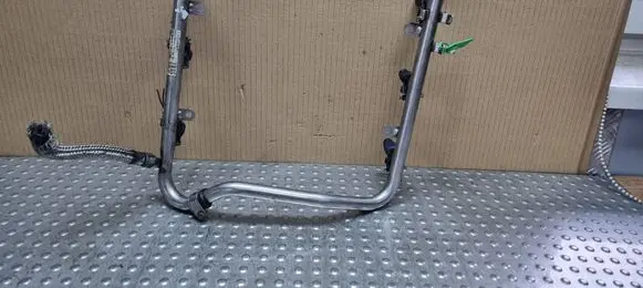 Mercedes-Benz C W203 Fuel main line pipe A1120700595 A1120780149 0280156014