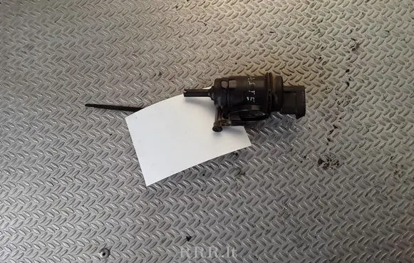 Renault Master II Windscreen/windshield washer pump 7700802336