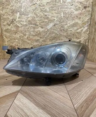 Mercedes-Benz S W221 Headlight/headlamp A2218207761 030121668592 185818590