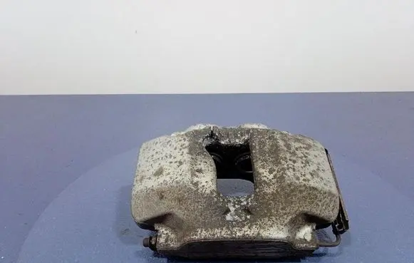 BMW X6 M Front brake caliper 6883733