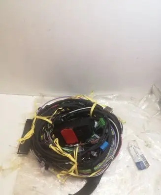 Mercedes-Benz E W210 Engine installation wiring loom A2035403905