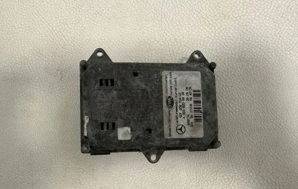 Mercedes-Benz CLS C218 X218 Headlight ballast module Xenon 5df00870402