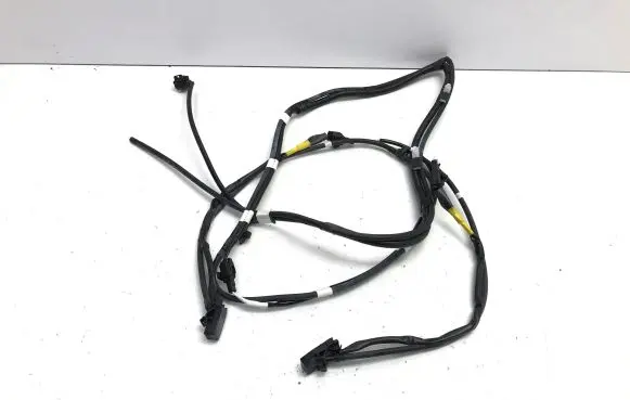 Toyota bZ4X Windshield washer spray nozzle 
