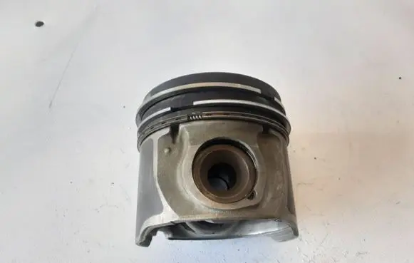 KIA Sorento Piston 
