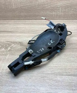BMW X5 E70 Rear door exterior handle/bracket 7184661 7137089 RearLeftSide