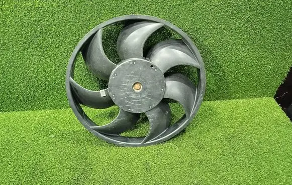 Renault Master III Electric radiator cooling fan 5000794 SU434411 5YY0435