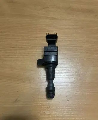 High voltage ignition coil