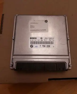 BMW X5 E53 Engine control unit/module 0281011257 7790220