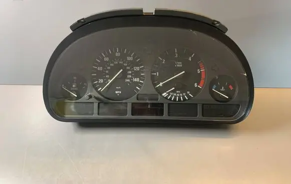 BMW 5 E39 Speedometer (instrument cluster) 8381199 62118381199 110008735059