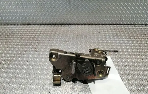 Volkswagen I LT Front door lock 211837016H