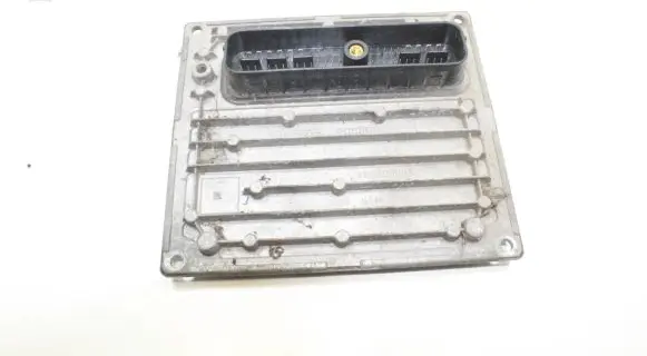 Ford Fiesta Engine control unit/module 6S6112A650FC S120977315C