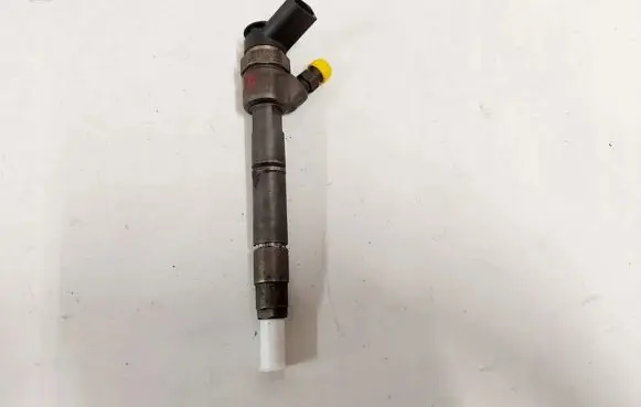 Mercedes-Benz A W169 Fuel injector