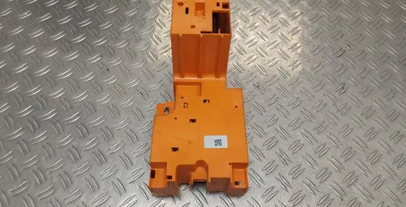 Citroen C4 III e-C4 Charging relay 9829052180 73701645OW